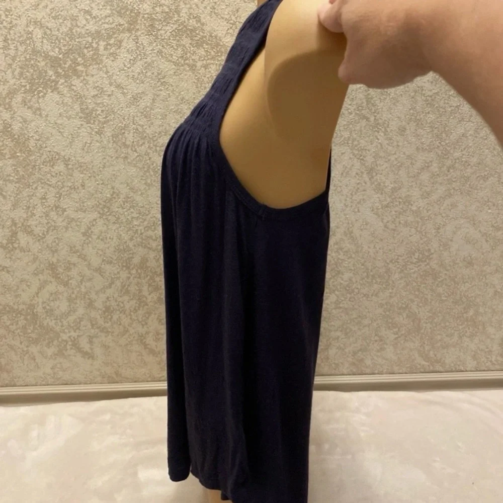 Universal Thread Navy Sleeveless Top